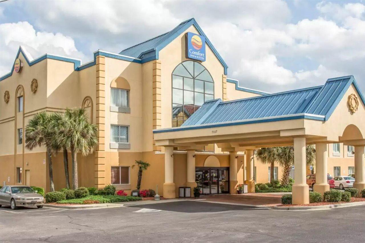 Comfort Inn & Suites Ftjackson Maingate Columbia Bagian luar foto