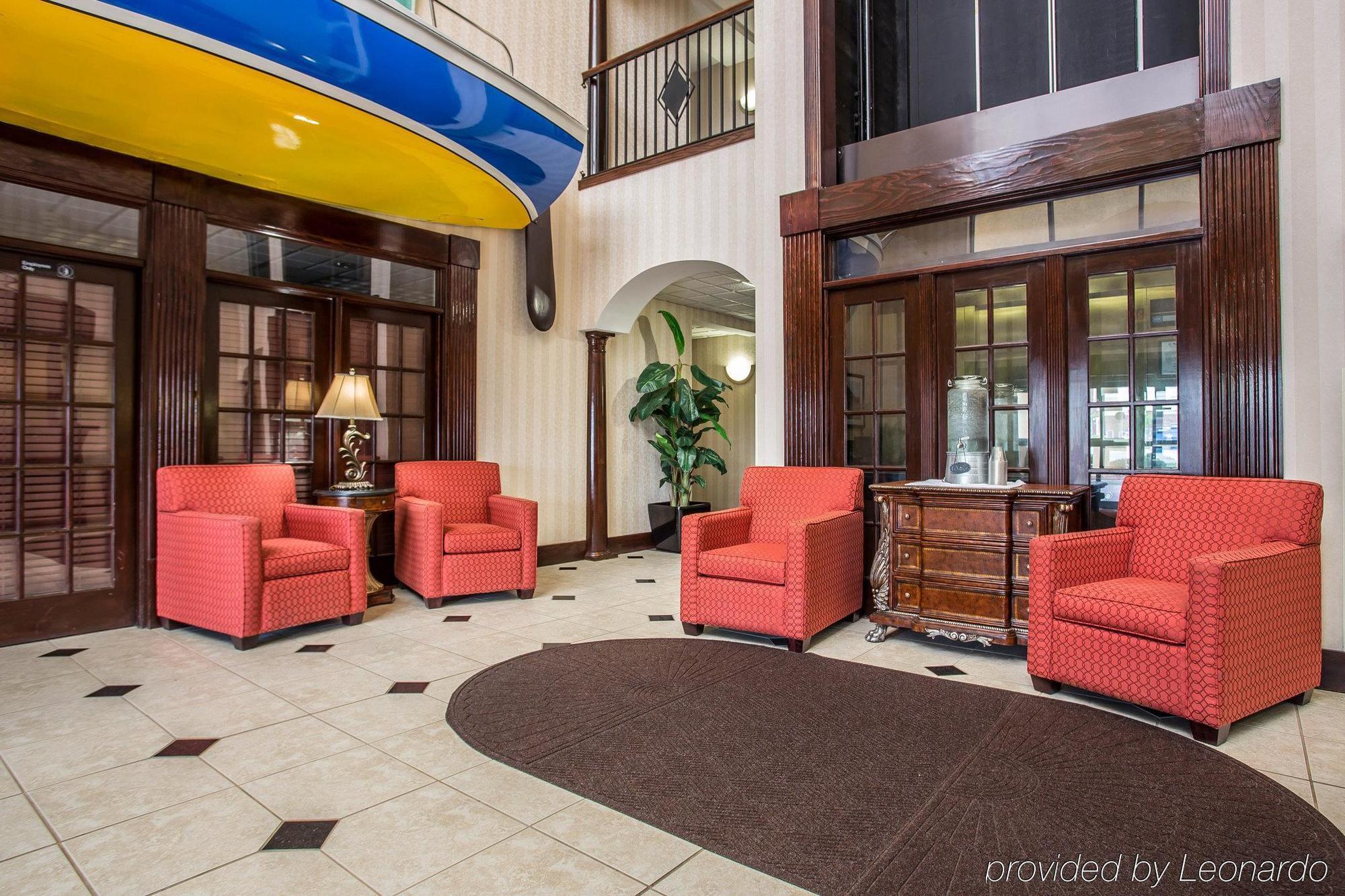 Comfort Inn & Suites Ftjackson Maingate Columbia Bagian luar foto