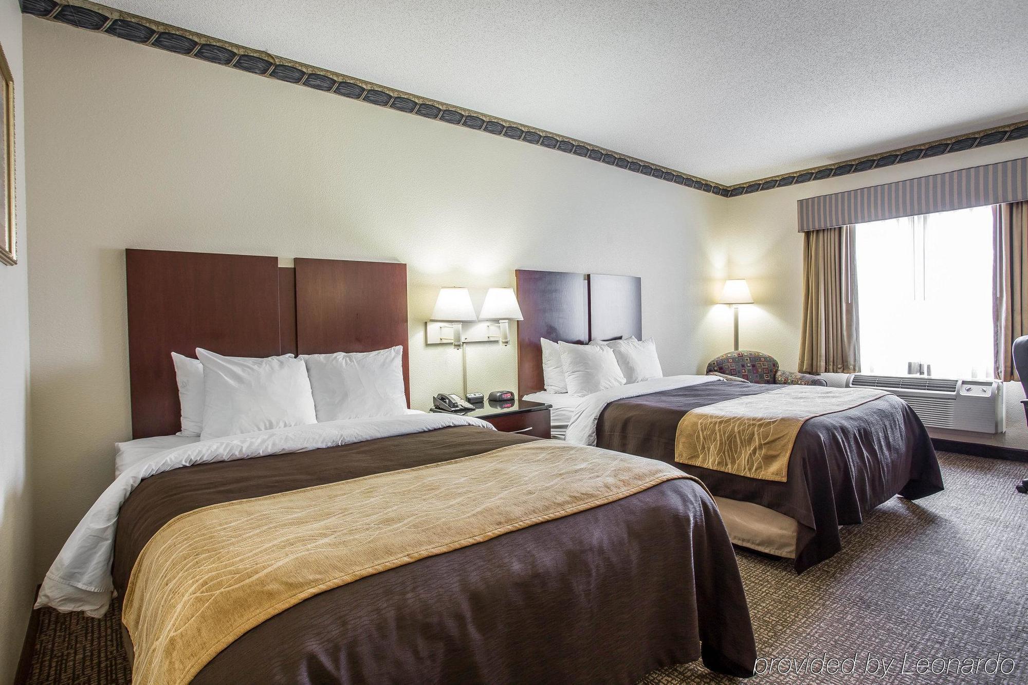 Comfort Inn & Suites Ftjackson Maingate Columbia Bagian luar foto