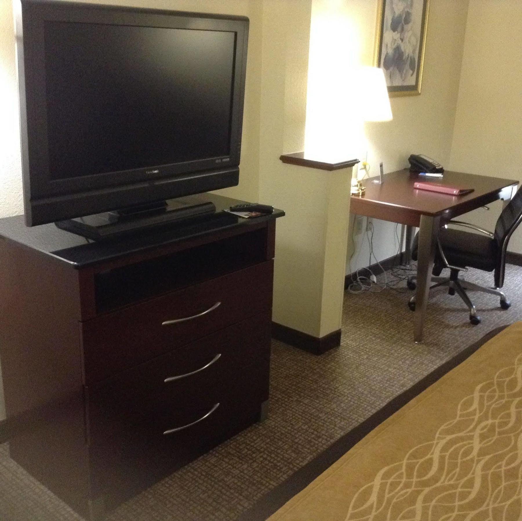 Comfort Inn & Suites Ftjackson Maingate Columbia Bagian luar foto